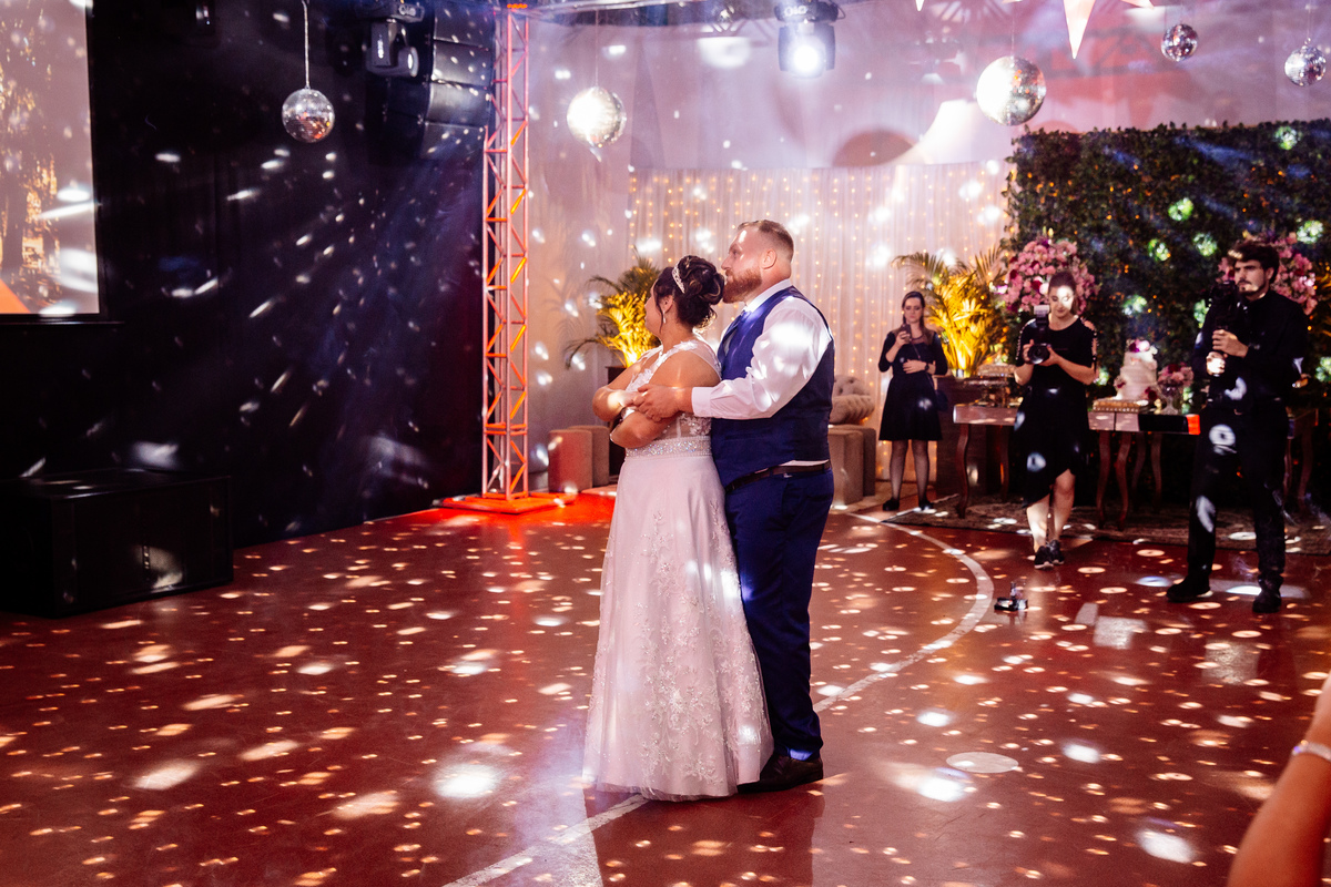 Aline Bortolini Fotografia
Fotógrafo no vale dos vinhedos
Case na Serra Gaúcha
casamento em Garibaldi 