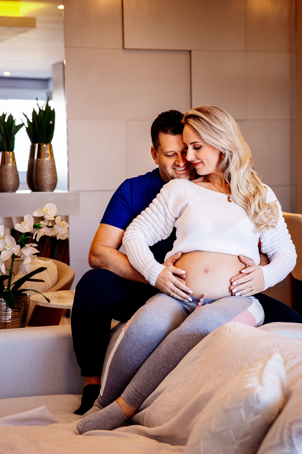 Ensaio Gestante Gestação  Bebê à Bordo Fotografia de gestante Fotógrafos em Garibaldi Fotografia em garibaldi Aline Bortolini Aline Bortolini Fotografia Fotografia em Bento Gonçalves Doce espera Fotografia no vale dos vinhedos Mãe de menina família