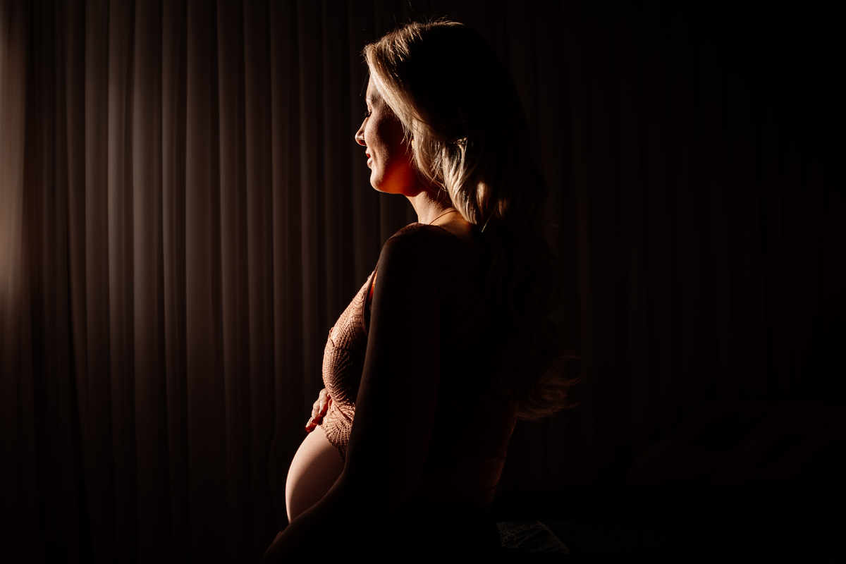 Ensaio Gestante Gestação  Bebê à Bordo Fotografia de gestante Fotógrafos em Garibaldi Fotografia em garibaldi Aline Bortolini Aline Bortolini Fotografia Fotografia em Bento Gonçalves Doce espera Fotografia no vale dos vinhedos Mãe de menina família