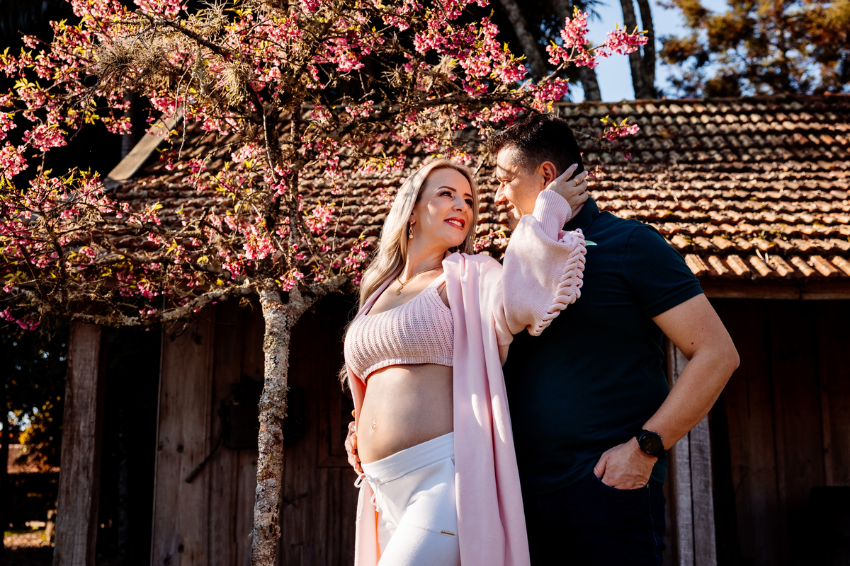 Ensaio Gestante Gestação  Bebê à Bordo Fotografia de gestante Fotógrafos em Garibaldi Fotografia em garibaldi Aline Bortolini Aline Bortolini Fotografia Fotografia em Bento Gonçalves Doce espera Fotografia no vale dos vinhedos Mãe de menina família