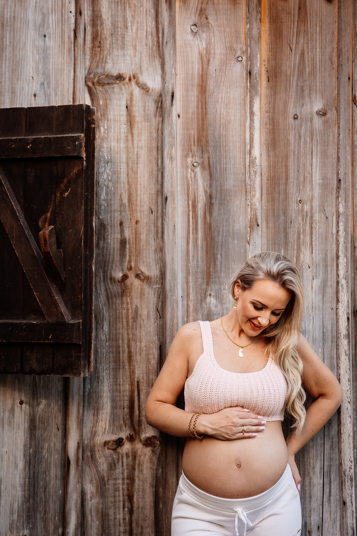 Ensaio Gestante Gestação  Bebê à Bordo Fotografia de gestante Fotógrafos em Garibaldi Fotografia em garibaldi Aline Bortolini Aline Bortolini Fotografia Fotografia em Bento Gonçalves Doce espera Fotografia no vale dos vinhedos Mãe de menina família