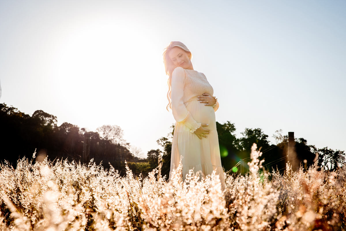 Ensaio Gestante Gestação  Bebê à Bordo Fotografia de gestante Fotógrafos em Garibaldi Fotografia em garibaldi Aline Bortolini Aline Bortolini Fotografia Fotografia em Bento Gonçalves Doce espera Fotografia no vale dos vinhedos Mãe de menina família