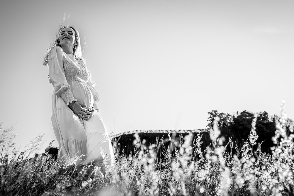 Ensaio Gestante Gestação  Bebê à Bordo Fotografia de gestante Fotógrafos em Garibaldi Fotografia em garibaldi Aline Bortolini Aline Bortolini Fotografia Fotografia em Bento Gonçalves Doce espera Fotografia no vale dos vinhedos Mãe de menina família