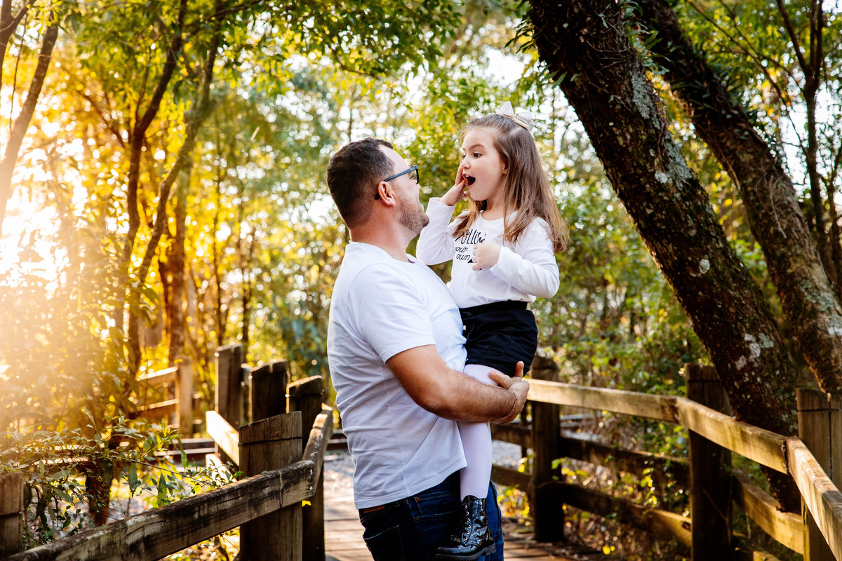 crianças infantil aline bortolini fotografia fotógrafa em garibaldi fotografia garibaldi fotografia externa fotos em família fotografia infantil vale dos vinhedos serra gaúcha porto seguro amor e afeto Essência porto seguro, virtudes, lar, família 