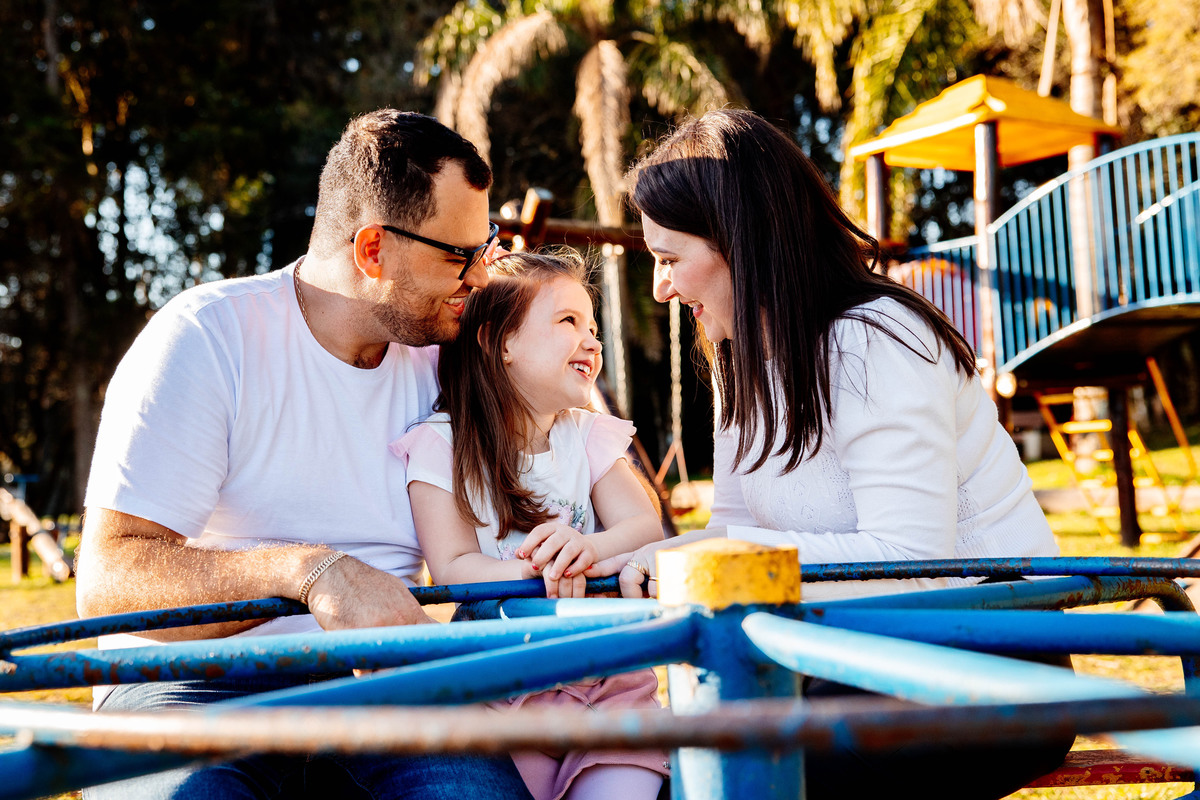 crianças infantil aline bortolini fotografia fotógrafa em garibaldi fotografia garibaldi fotografia externa fotos em família fotografia infantil vale dos vinhedos serra gaúcha porto seguro amor e afeto Essência porto seguro, virtudes, lar, família 