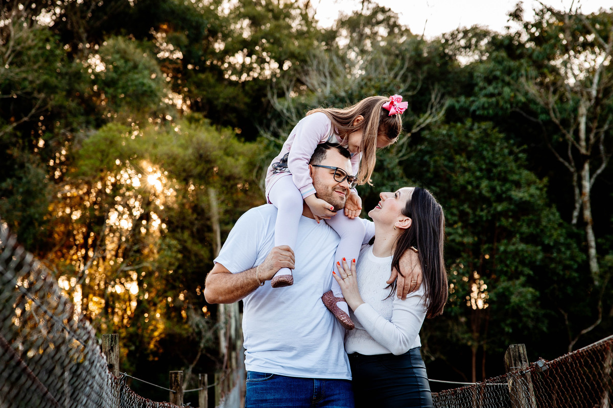 crianças infantil aline bortolini fotografia fotógrafa em garibaldi fotografia garibaldi fotografia externa fotos em família fotografia infantil vale dos vinhedos serra gaúcha porto seguro amor e afeto Essência porto seguro, virtudes, lar, família 