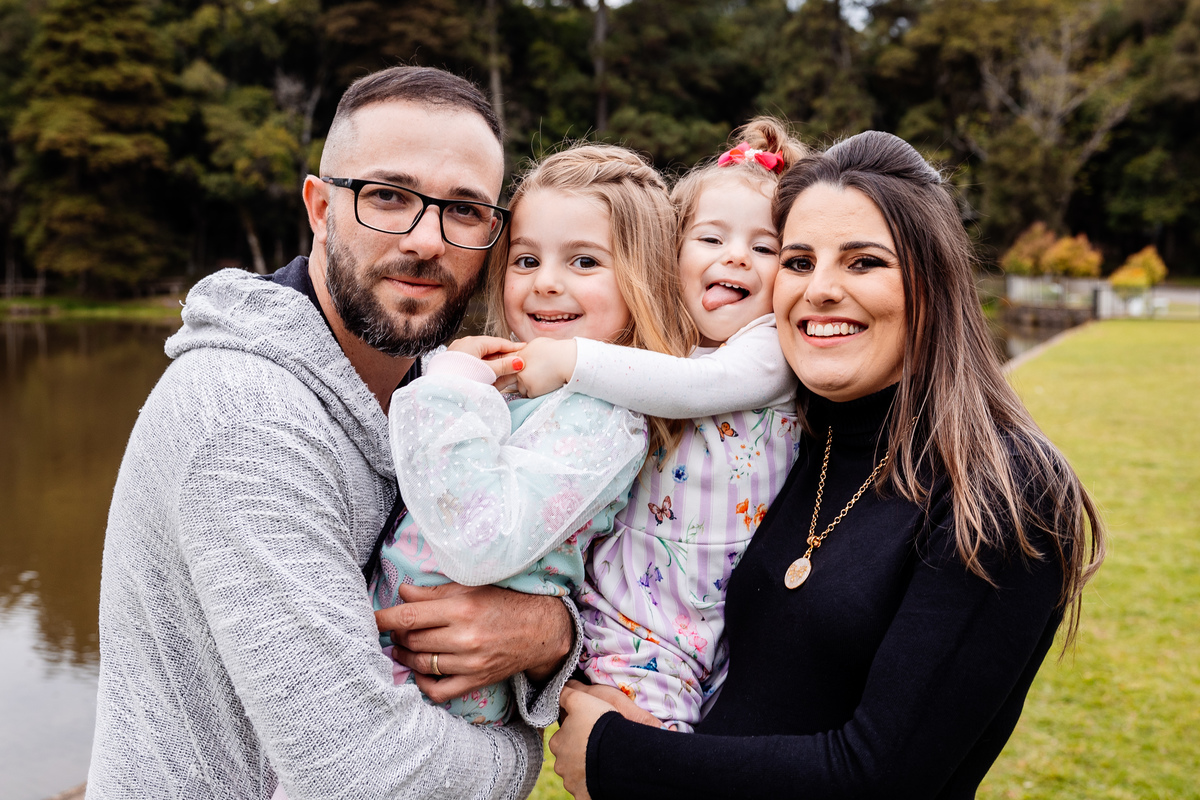 Ensaio Gestante Gestação  Bebê à Bordo Fotografia de gestante Fotógrafos em Garibaldi Fotografia em garibaldi Aline Bortolini Aline Bortolini Fotografia Fotografia em Bento Gonçalves Doce espera Fotografia no vale dos vinhedos Mãe de menina família