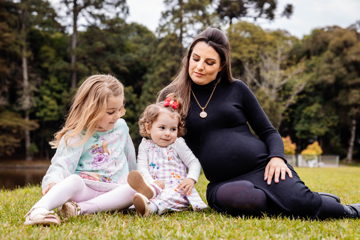 Ensaio Gestante Gestação  Bebê à Bordo Fotografia de gestante Fotógrafos em Garibaldi Fotografia em garibaldi Aline Bortolini Aline Bortolini Fotografia Fotografia em Bento Gonçalves Doce espera Fotografia no vale dos vinhedos Mãe de menina família