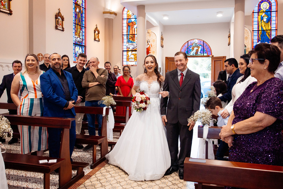 Aline Bortolini Fotografia
Fotógrafo no vale dos vinhedos
Case na Serra Gaúcha
casamento em Garibaldi 