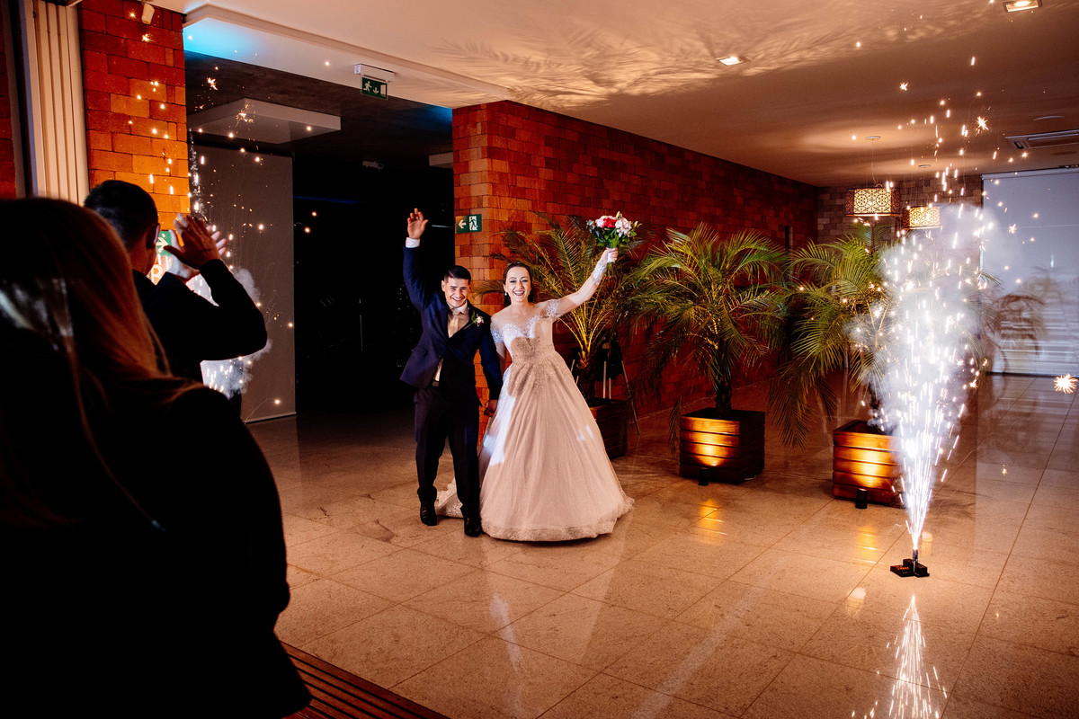Aline Bortolini Fotografia
Fotógrafo no vale dos vinhedos
Case na Serra Gaúcha
casamento em Garibaldi 