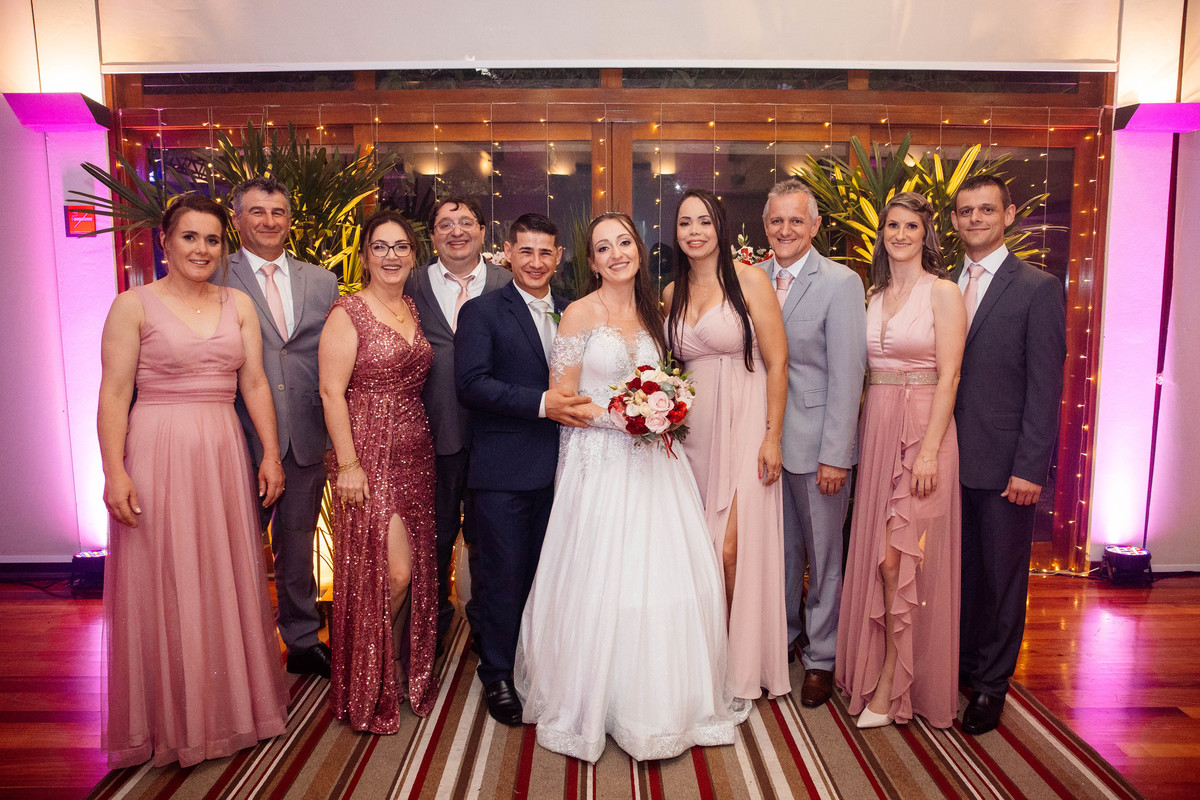 Aline Bortolini Fotografia
Fotógrafo no vale dos vinhedos
Case na Serra Gaúcha
casamento em Garibaldi 