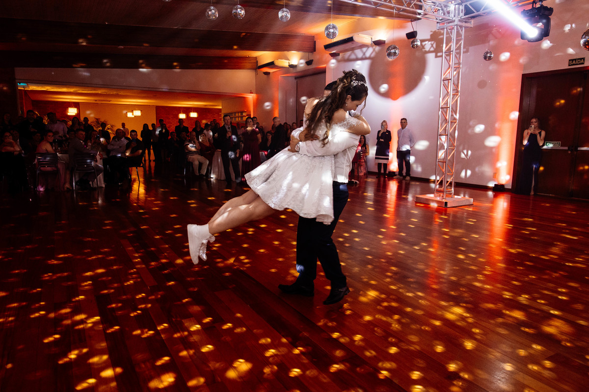 Aline Bortolini Fotografia
Fotógrafo no vale dos vinhedos
Case na Serra Gaúcha
casamento em Garibaldi 