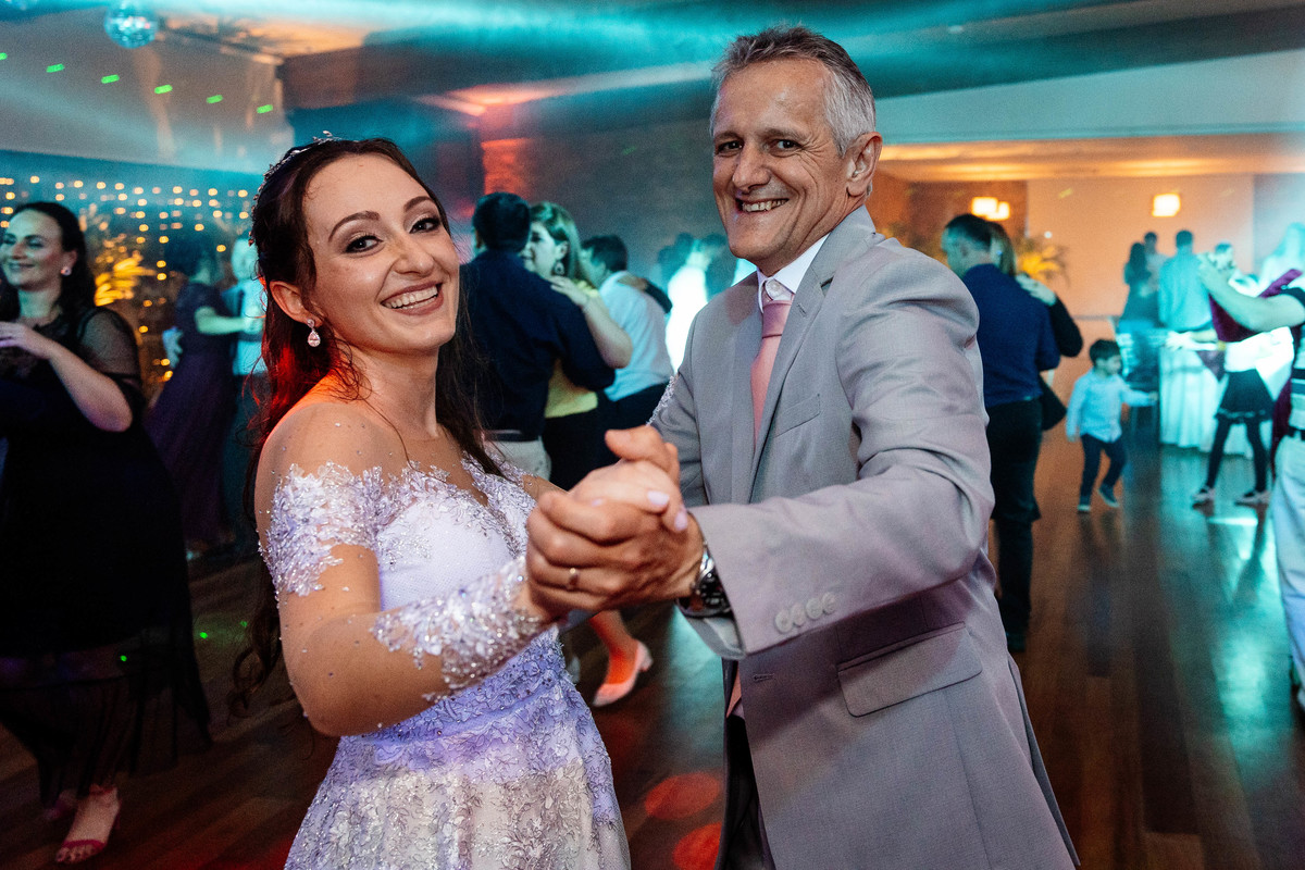 Aline Bortolini Fotografia
Fotógrafo no vale dos vinhedos
Case na Serra Gaúcha
casamento em Garibaldi 