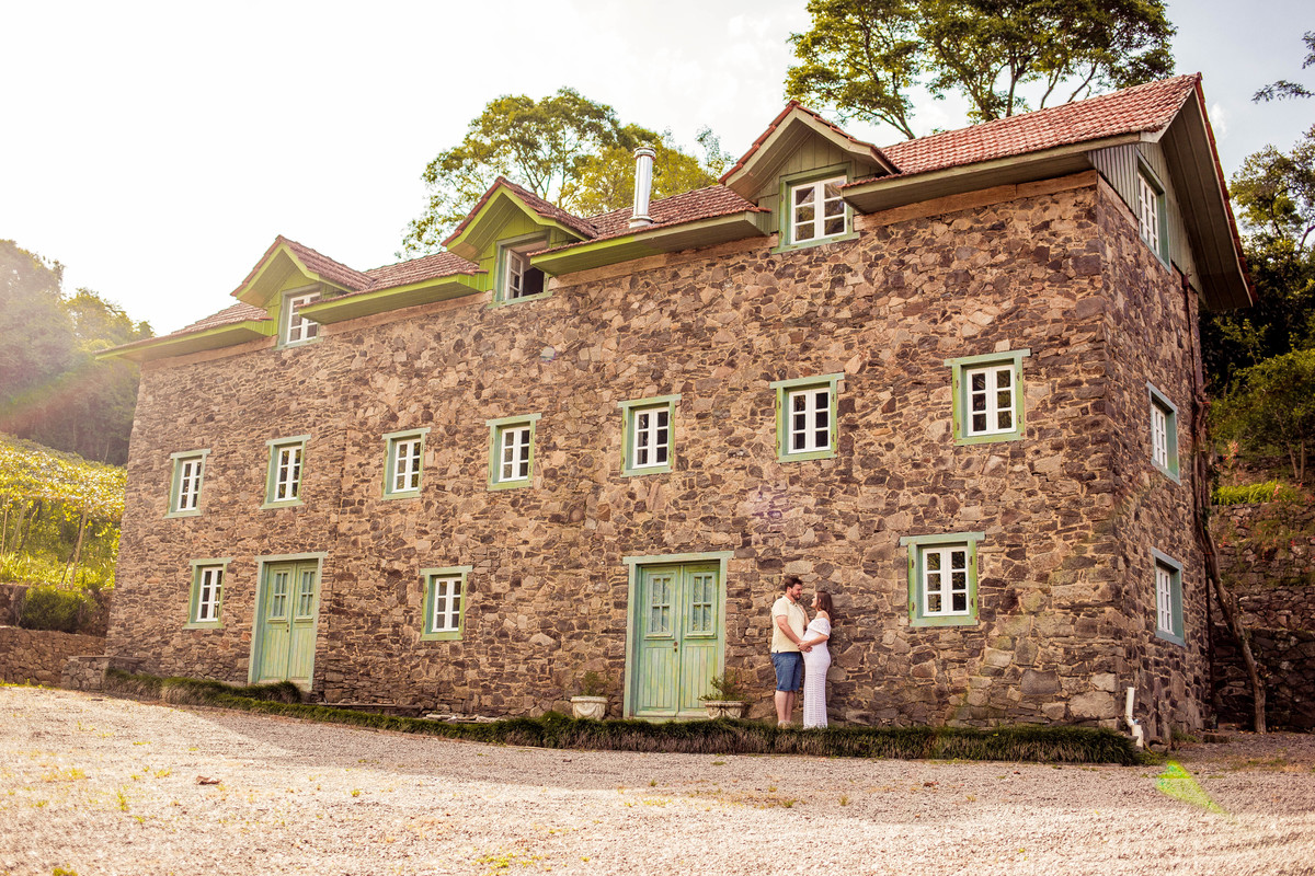 Ensaio Gestante Gestação  Bebê à Bordo Fotografia de gestante Fotógrafos em Garibaldi Fotografia em garibaldi Aline Bortolini Aline Bortolini Fotografia Fotografia em Bento Gonçalves Doce espera Fotografia no vale dos vinhedos Mãe de menino 