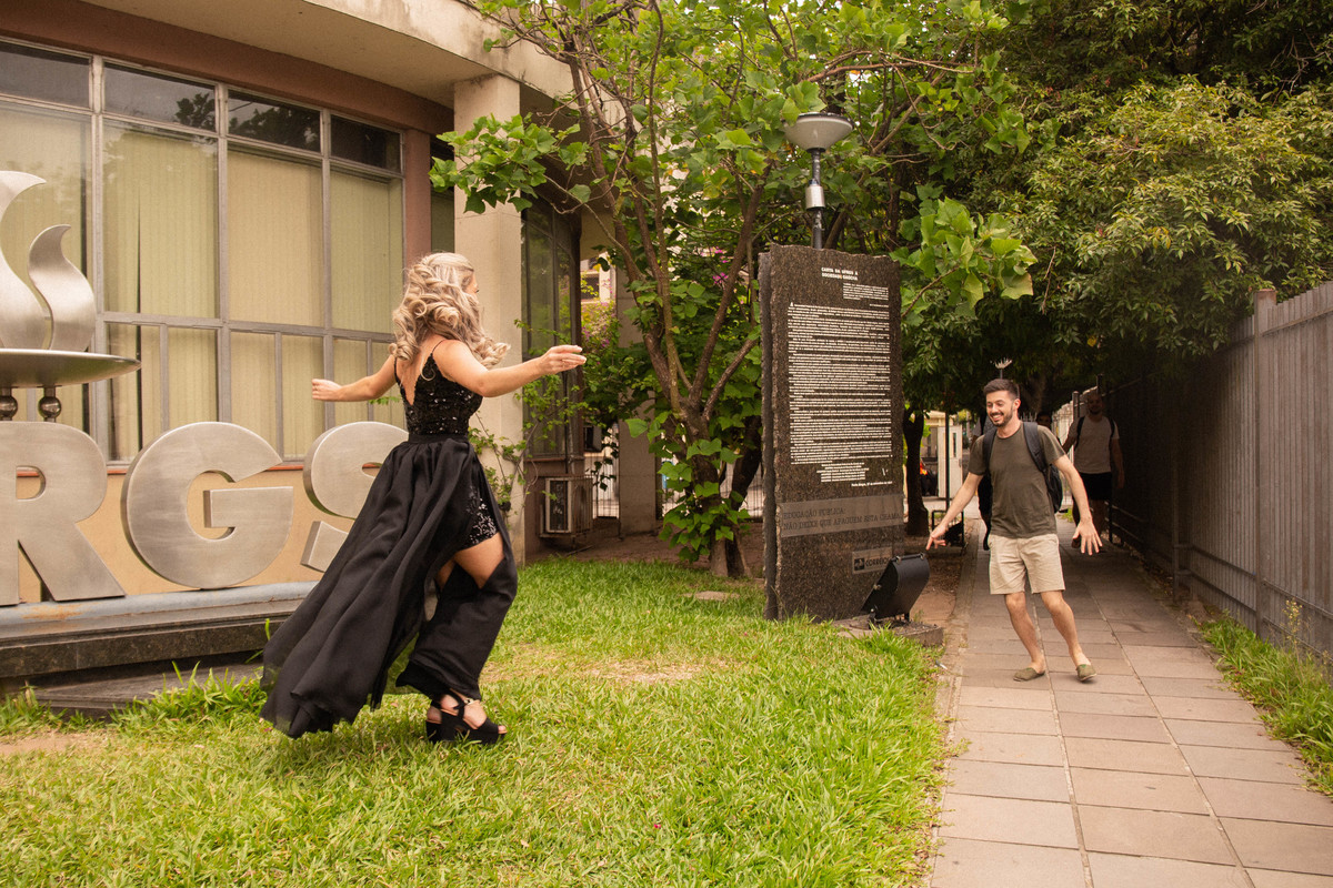 Formatura colação de grau ensaio pré formatura ensaio de formatura formei formandos 2021 Aline Bortolini Fotografia Fotógrafos no Vale dos Vinhedos Fotógrafos em Garibaldi Fotógrafos em Bento Gonçalves 