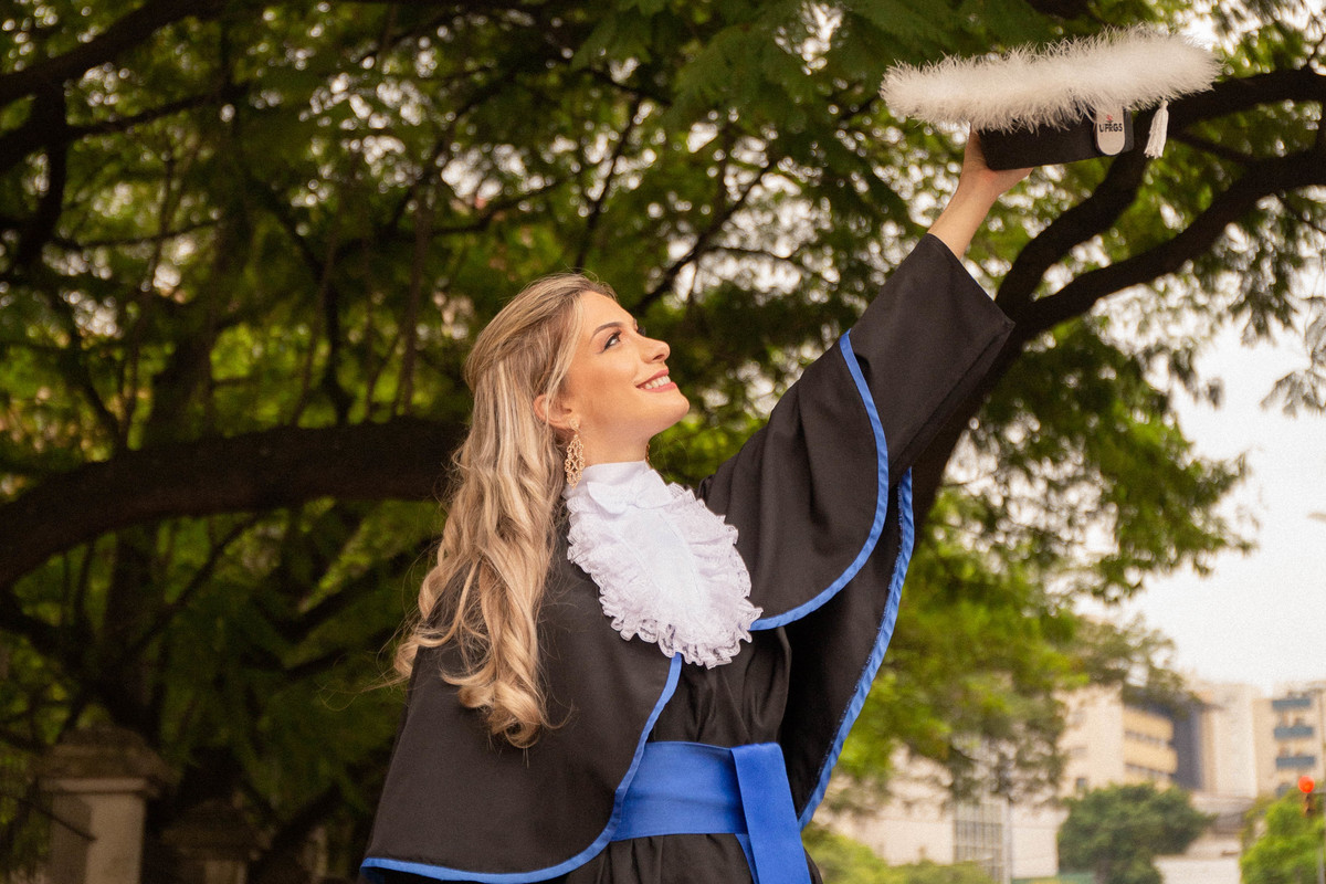 Formatura colação de grau ensaio pré formatura ensaio de formatura formei formandos 2021 Aline Bortolini Fotografia Fotógrafos no Vale dos Vinhedos Fotógrafos em Garibaldi Fotógrafos em Bento Gonçalves 