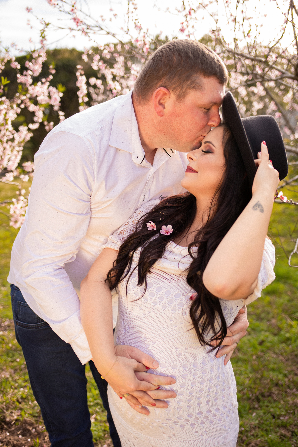 Ensaio Gestante Gestação  Bebê à Bordo Fotografia de gestante Fotógrafos em Garibaldi Fotografia em garibaldi Aline Bortolini Aline Bortolini Fotografia Fotografia em Bento Gonçalves Doce espera Fotografia no vale dos vinhedos Mãe de menina 