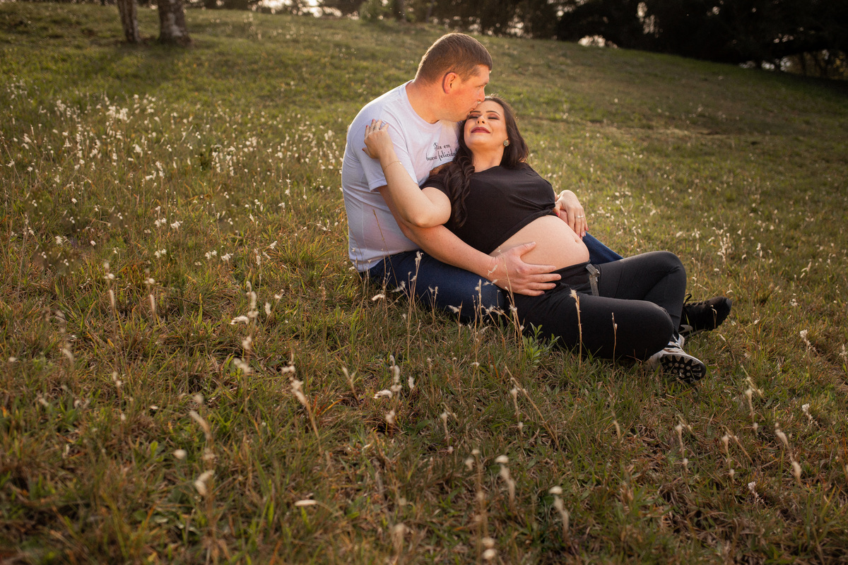 Ensaio Gestante Gestação  Bebê à Bordo Fotografia de gestante Fotógrafos em Garibaldi Fotografia em garibaldi Aline Bortolini Aline Bortolini Fotografia Fotografia em Bento Gonçalves Doce espera Fotografia no vale dos vinhedos Mãe de menina 