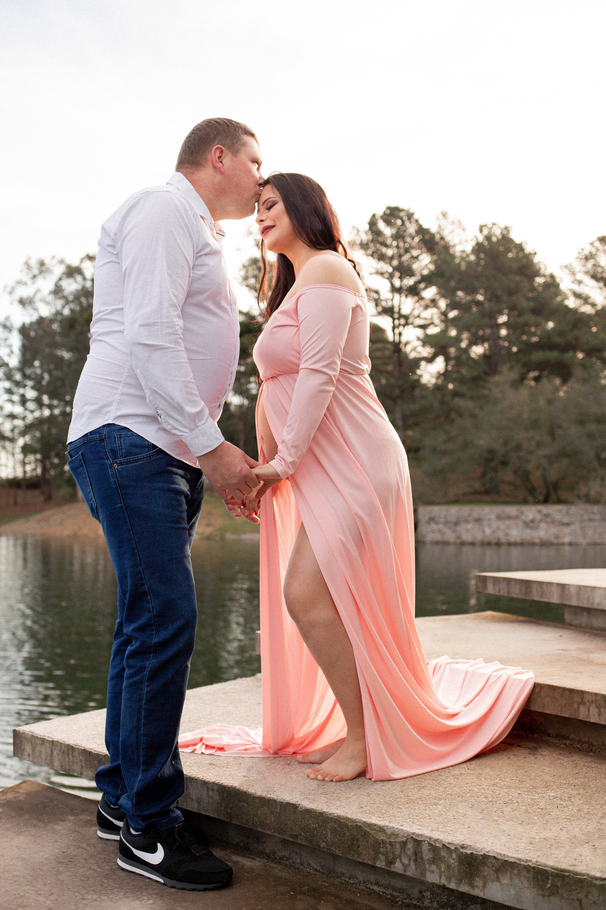 Ensaio Gestante Gestação  Bebê à Bordo Fotografia de gestante Fotógrafos em Garibaldi Fotografia em garibaldi Aline Bortolini Aline Bortolini Fotografia Fotografia em Bento Gonçalves Doce espera Fotografia no vale dos vinhedos Mãe de menina 