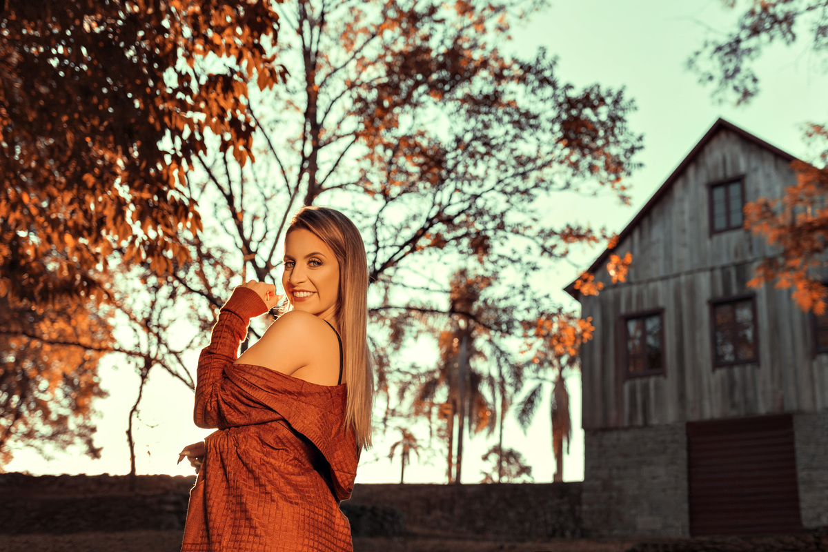 Aurora Cinabre Aline Botolini Elias Langer Aline Bortolini Fotografia Ensaio Onírico Tons quentes Ensaio fotográfico Ensaio externo Sessão de fotos Fotografia Fotógrafos em Garibaldi Garibaldi Serra Gaúcha Ensaio feminino  