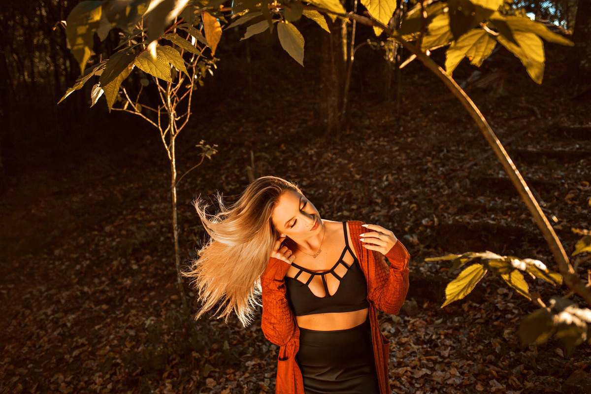 Aurora Cinabre Aline Botolini Elias Langer Aline Bortolini Fotografia Ensaio Onírico Tons quentes Ensaio fotográfico Ensaio externo Sessão de fotos Fotografia Fotógrafos em Garibaldi Garibaldi Serra Gaúcha Ensaio feminino  