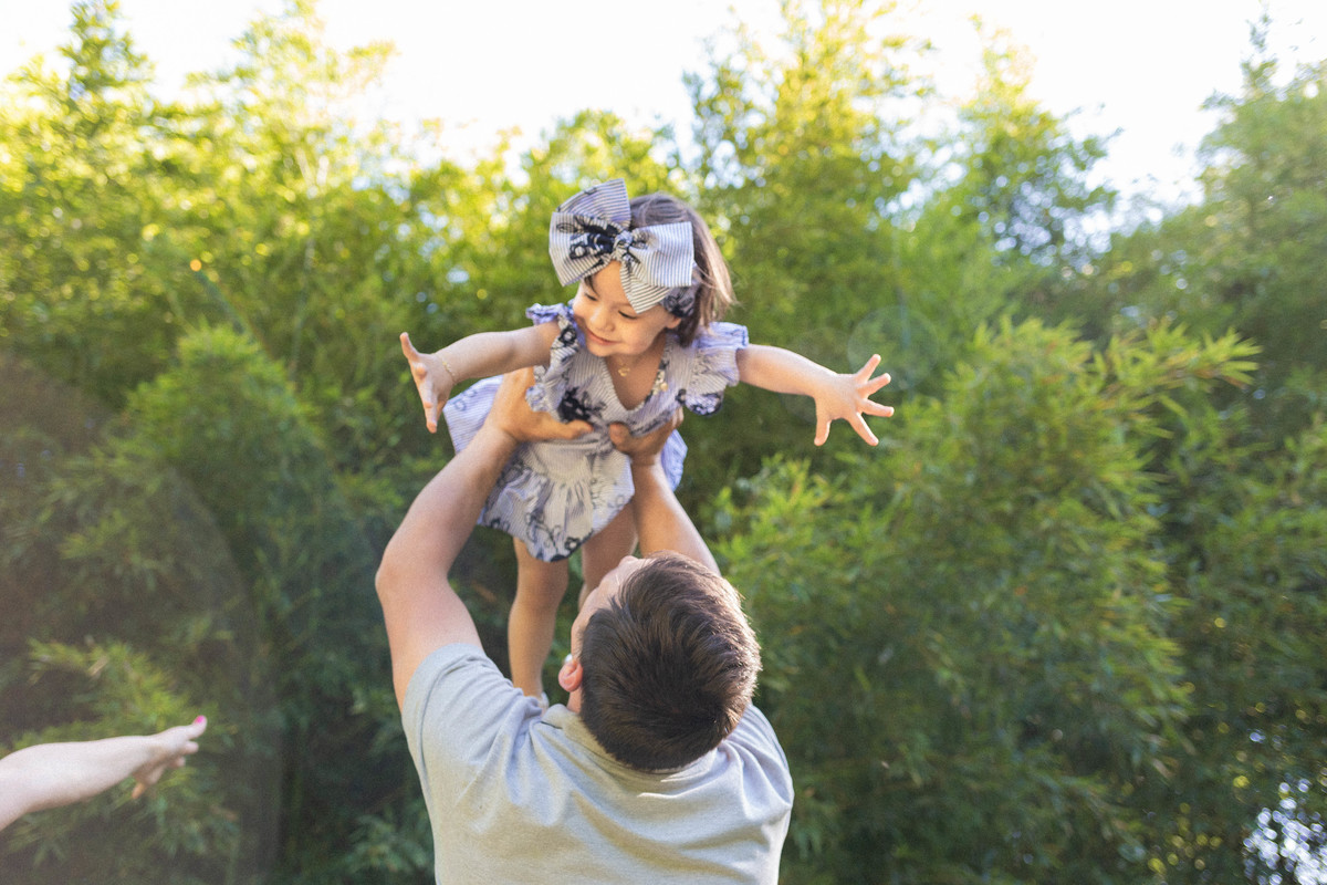 
fotografia infantil crianças ensaio infantil ensaio externo brincadeira de criança ensaio família alinhe Bortolini Aline Bortolini fotografia Garibaldi vale dos vinhedos serra gaúcha   