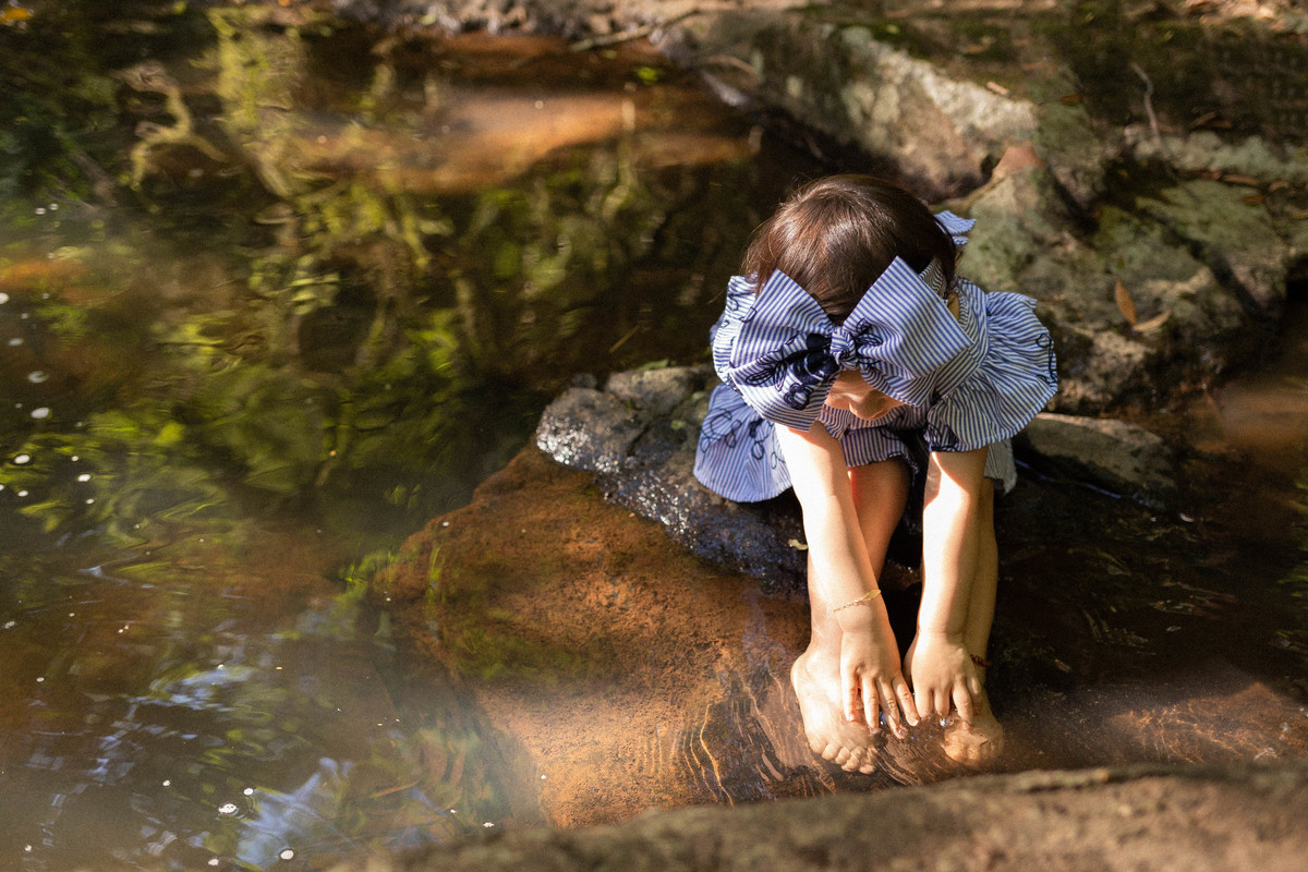
fotografia infantil crianças ensaio infantil ensaio externo brincadeira de criança ensaio família alinhe Bortolini Aline Bortolini fotografia Garibaldi vale dos vinhedos serra gaúcha   