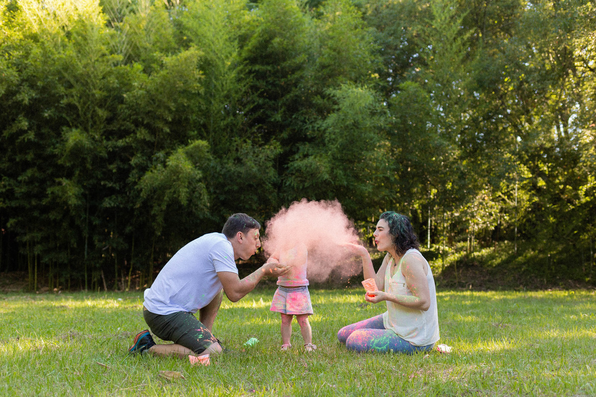 fotografia infantil crianças ensaio infantil ensaio externo brincadeira de criança ensaio família alinhe Bortolini Aline Bortolini fotografia Garibaldi vale dos vinhedos serra gaúcha   