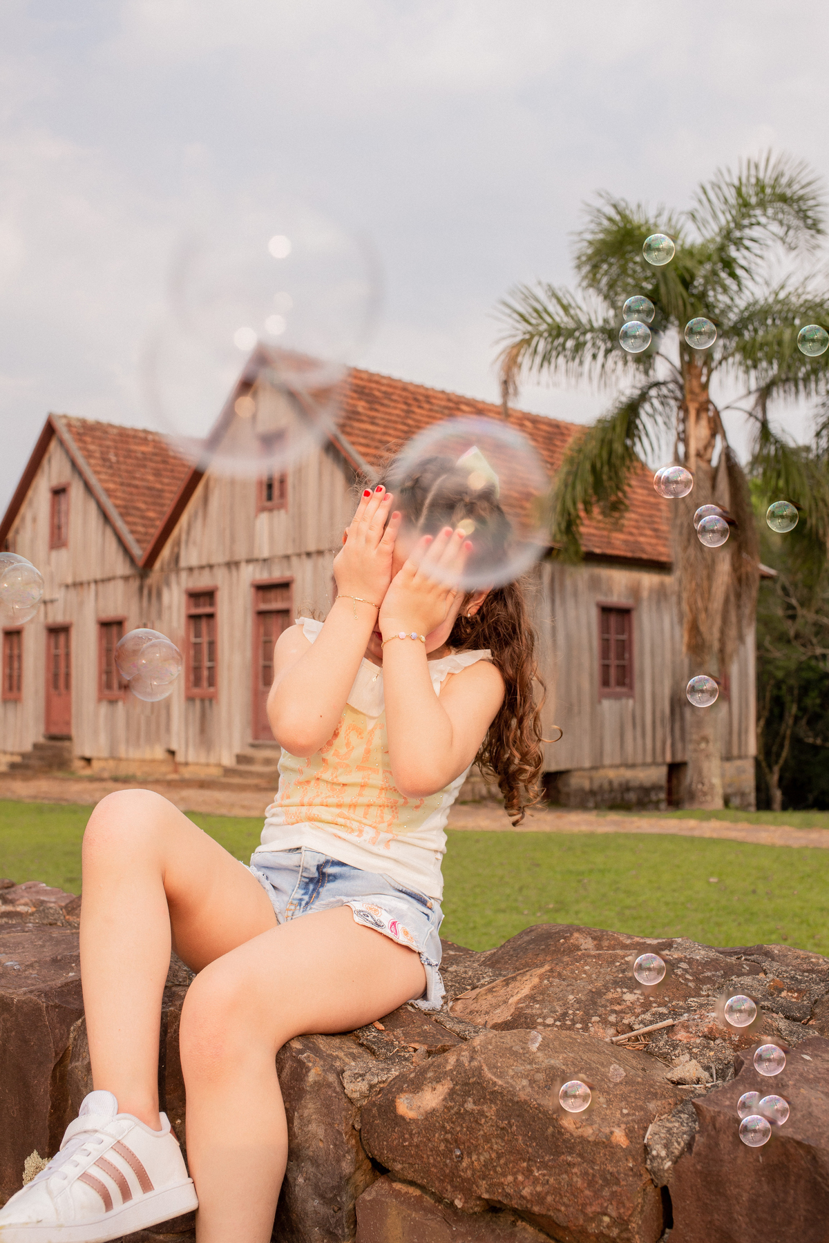 Ensaio família Ensaio externo em Garibaldi Garibaldi Serra Gaúcha Vale dos Vinhedos Aline Bortolini Fotografia 

Fotografia Ensaio Criança ensaio infantil 
