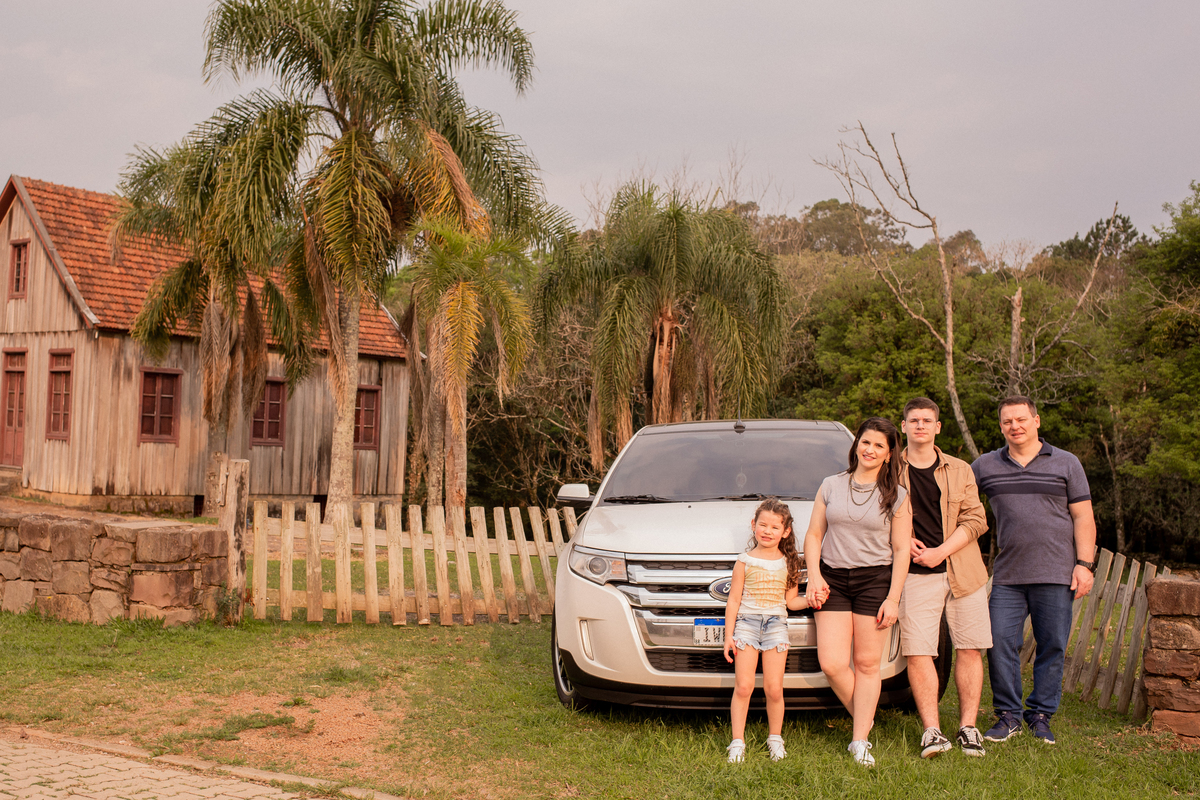 Ensaio família Ensaio externo em Garibaldi Garibaldi Serra Gaúcha Vale dos Vinhedos Aline Bortolini Fotografia 

Fotografia Ensaio Criança ensaio infantil 