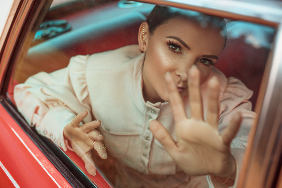 Aurora Cinabre Aline Botolini Elias Langer Aline Bortolini Fotografia Ensaio Onírico Tons quentes Ensaio fotográfico Ensaio externo Sessão de fotos Fotografia Fotógrafos em Garibaldi Garibaldi Serra Gaúcha Ensaio feminino Vale dos vinhedos Projeto de foto