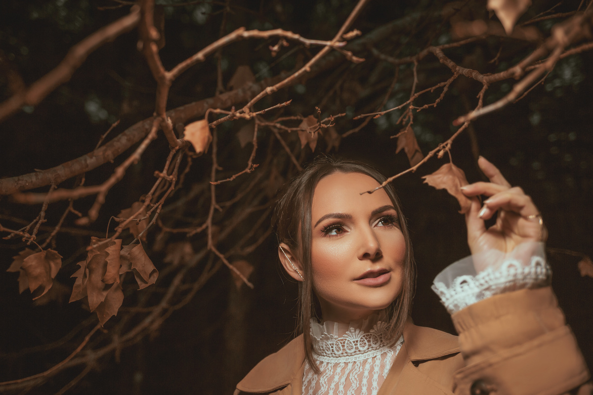 Aurora Cinabre Aline Botolini Elias Langer Aline Bortolini Fotografia Ensaio Onírico Tons quentes Ensaio fotográfico Ensaio externo Sessão de fotos Fotografia Fotógrafos em Garibaldi Garibaldi Serra Gaúcha Ensaio feminino Vale dos vinhedos Projeto de foto