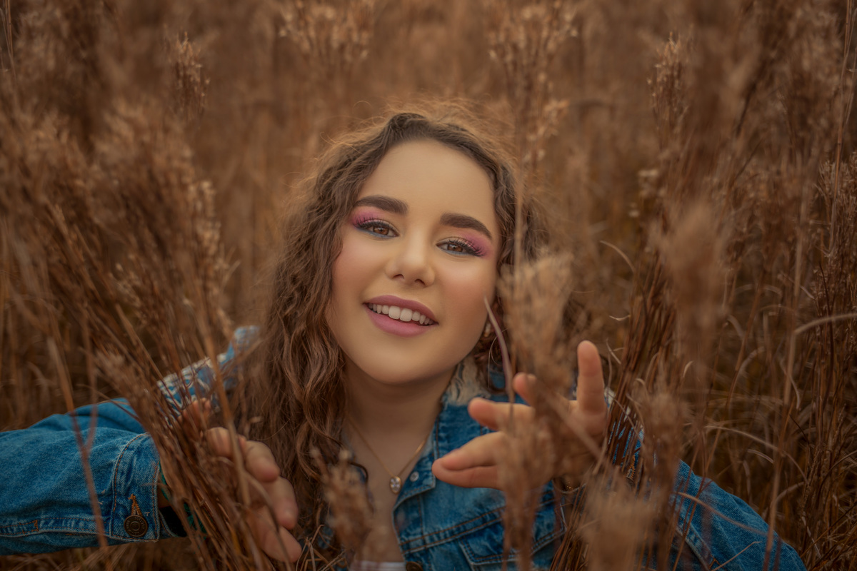 Aurora Cinabre Aline Botolini Elias Langer Aline Bortolini Fotografia Ensaio Onírico Tons quentes Ensaio fotográfico Ensaio externo Sessão de fotos Fotografia Fotógrafos em Garibaldi Garibaldi Serra Gaúcha Ensaio feminino Vale dos vinhedos Projeto de foto