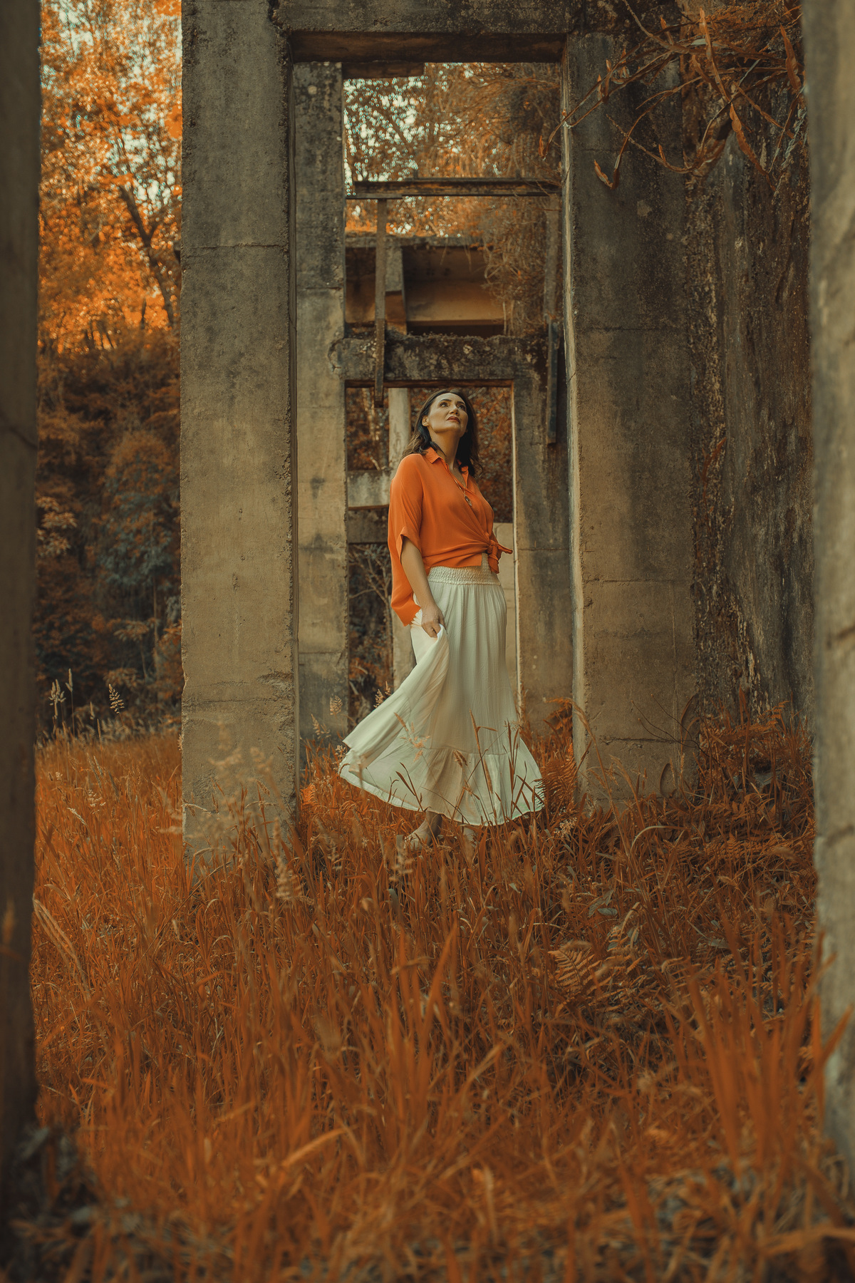 Aurora Cinabre Aline Botolini Elias Langer Aline Bortolini Fotografia Ensaio Onírico Tons quentes Ensaio fotográfico Ensaio externo Sessão de fotos Fotografia Fotógrafos em Garibaldi Garibaldi Serra Gaúcha Ensaio feminino Vale dos vinhedos Projeto de foto