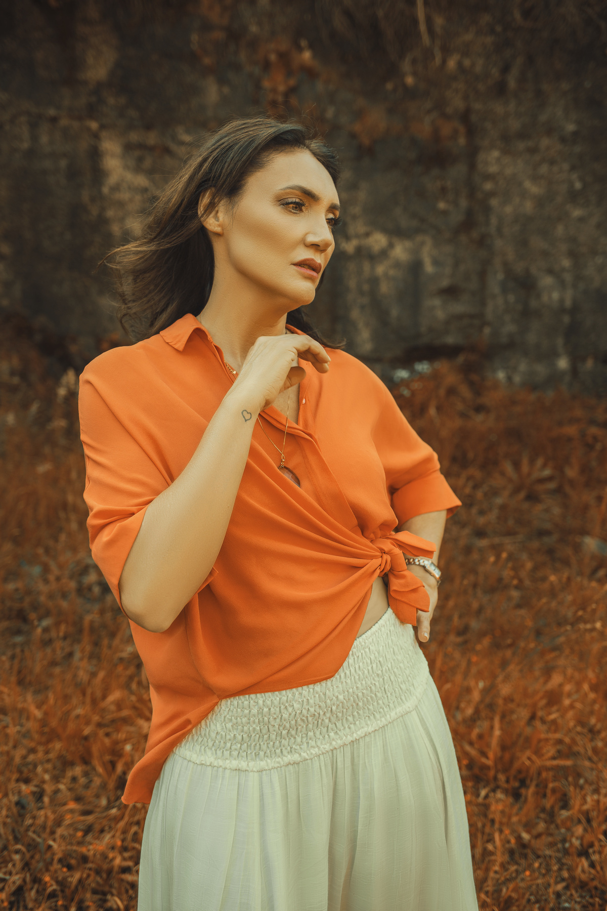 Aurora Cinabre Aline Botolini Elias Langer Aline Bortolini Fotografia Ensaio Onírico Tons quentes Ensaio fotográfico Ensaio externo Sessão de fotos Fotografia Fotógrafos em Garibaldi Garibaldi Serra Gaúcha Ensaio feminino Vale dos vinhedos Projeto de foto