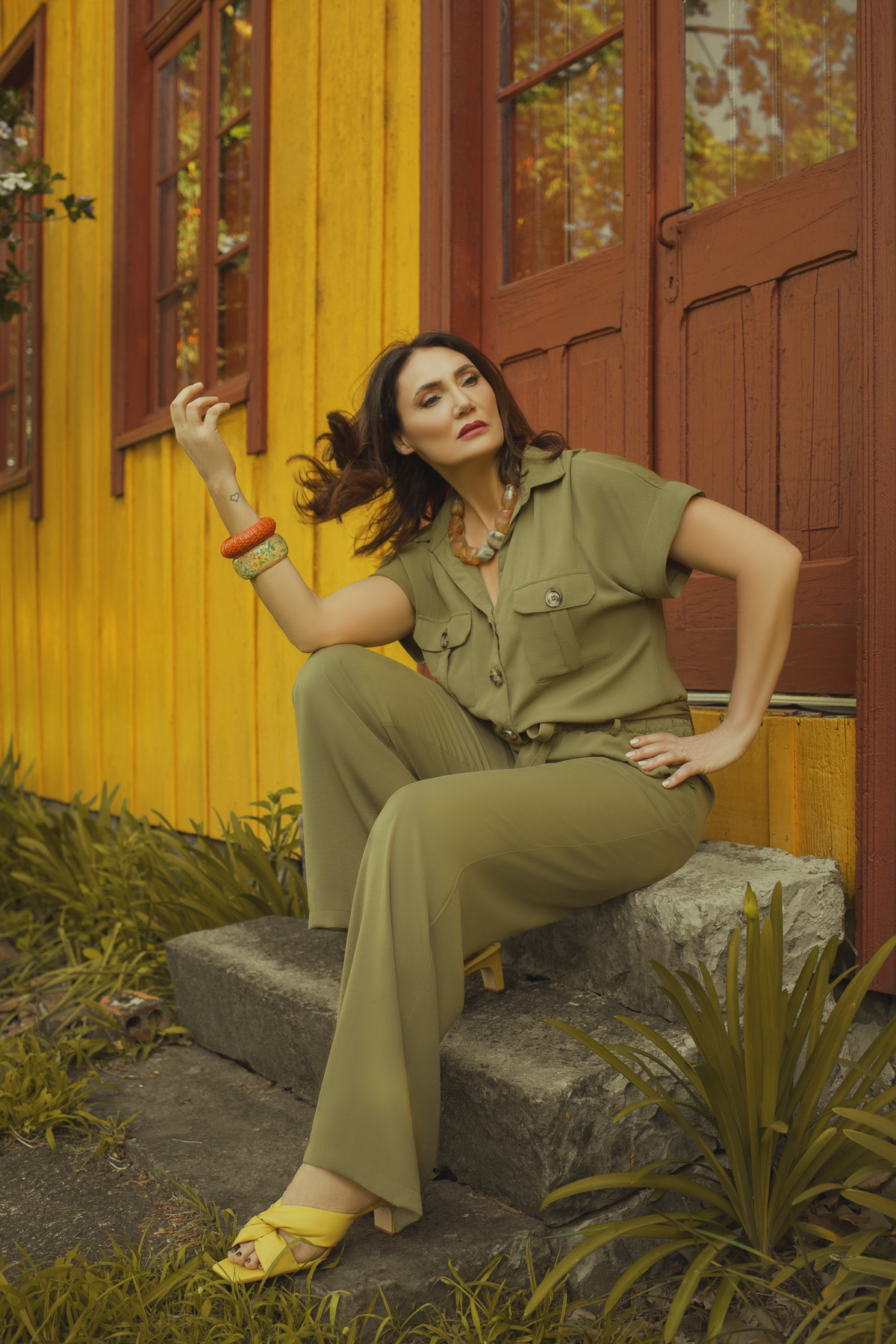 Aurora Cinabre Aline Botolini Elias Langer Aline Bortolini Fotografia Ensaio Onírico Tons quentes Ensaio fotográfico Ensaio externo Sessão de fotos Fotografia Fotógrafos em Garibaldi Garibaldi Serra Gaúcha Ensaio feminino Vale dos vinhedos Projeto de foto