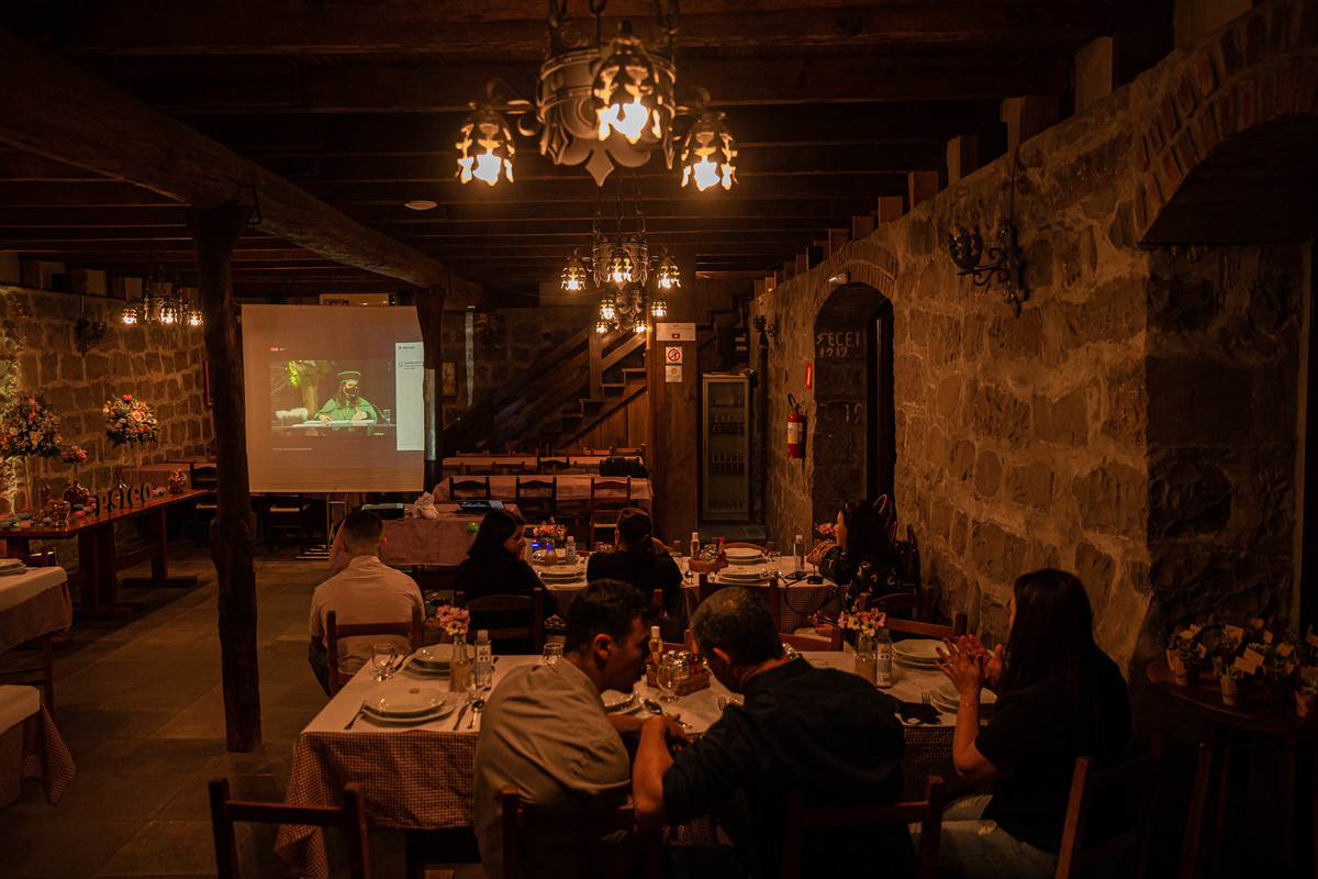 Formatura colação de grau fotografia de formatura festa de formatura psicologia aline bortolini fotografia cantina tonet eventos vale dos vinhedos garibaldi bento gonçalves 