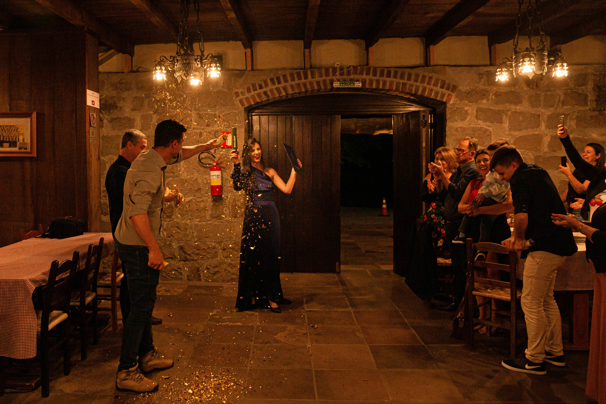 Formatura colação de grau fotografia de formatura festa de formatura psicologia aline bortolini fotografia cantina tonet eventos vale dos vinhedos garibaldi bento gonçalves 