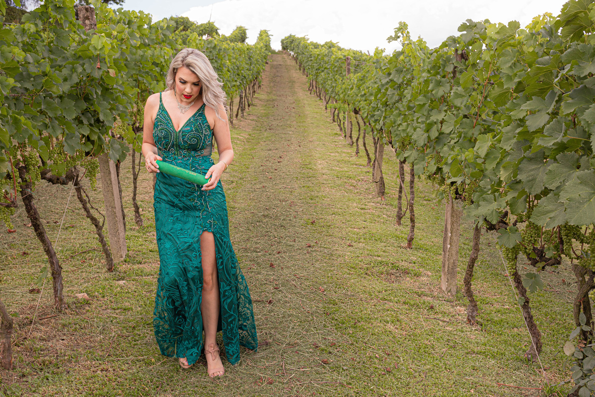 Formatura colação de grau ensaio pré formatura ensaio de formatura formei formandos 2021 Aline Bortolini Fotografia Fotógrafos no Vale dos Vinhedos Fotógrafos em Garibaldi Fotógrafos em Bento Gonçalves 