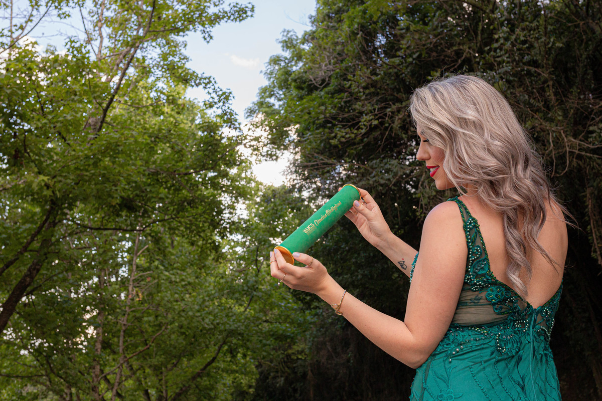 Formatura colação de grau ensaio pré formatura ensaio de formatura formei formandos 2021 Aline Bortolini Fotografia Fotógrafos no Vale dos Vinhedos Fotógrafos em Garibaldi Fotógrafos em Bento Gonçalves 