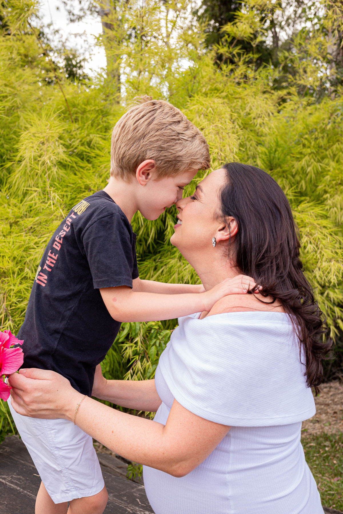 Ensaio Gestante Gestação  Bebê à Bordo Fotografia de gestante Fotógrafos em Garibaldi Fotografia em garibaldi Aline Bortolini Aline Bortolini Fotografia Fotografia em Bento Gonçalves Doce espera Fotografia no vale dos vinhedos Mãe de menino 