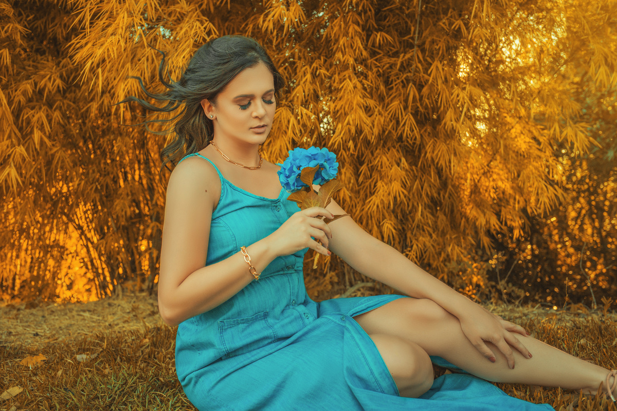 Aurora Cinabre Aline Botolini Elias Langer Aline Bortolini Fotografia Ensaio Onírico Tons quentes Ensaio fotográfico Ensaio externo Sessão de fotos Fotografia Fotógrafos em Garibaldi Garibaldi Serra Gaúcha Ensaio feminino Vale dos vinhedos Projeto de foto