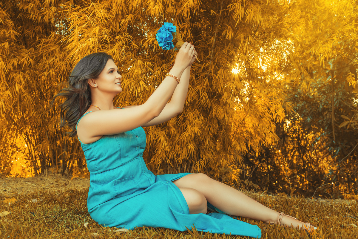 Aurora Cinabre Aline Botolini Elias Langer Aline Bortolini Fotografia Ensaio Onírico Tons quentes Ensaio fotográfico Ensaio externo Sessão de fotos Fotografia Fotógrafos em Garibaldi Garibaldi Serra Gaúcha Ensaio feminino Vale dos vinhedos Projeto de foto