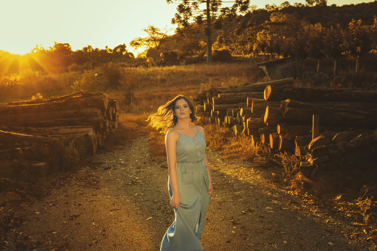 Aurora Cinabre Aline Botolini Elias Langer Aline Bortolini Fotografia Ensaio Onírico Tons quentes Ensaio fotográfico Ensaio externo Sessão de fotos Fotografia Fotógrafos em Garibaldi Garibaldi Serra Gaúcha Ensaio feminino Vale dos vinhedos Projeto de foto