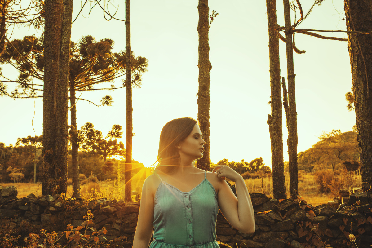 Aurora Cinabre Aline Botolini Elias Langer Aline Bortolini Fotografia Ensaio Onírico Tons quentes Ensaio fotográfico Ensaio externo Sessão de fotos Fotografia Fotógrafos em Garibaldi Garibaldi Serra Gaúcha Ensaio feminino Vale dos vinhedos Projeto de foto