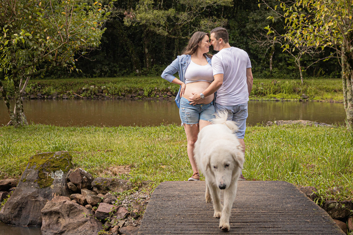 Ensaio Gestante Gestação  Bebê à Bordo Fotografia de gestante Fotógrafos em Garibaldi Fotografia em garibaldi Aline Bortolini Aline Bortolini Fotografia Fotografia em Bento Gonçalves Doce espera Fotografia no vale dos vinhedos Mãe de menino