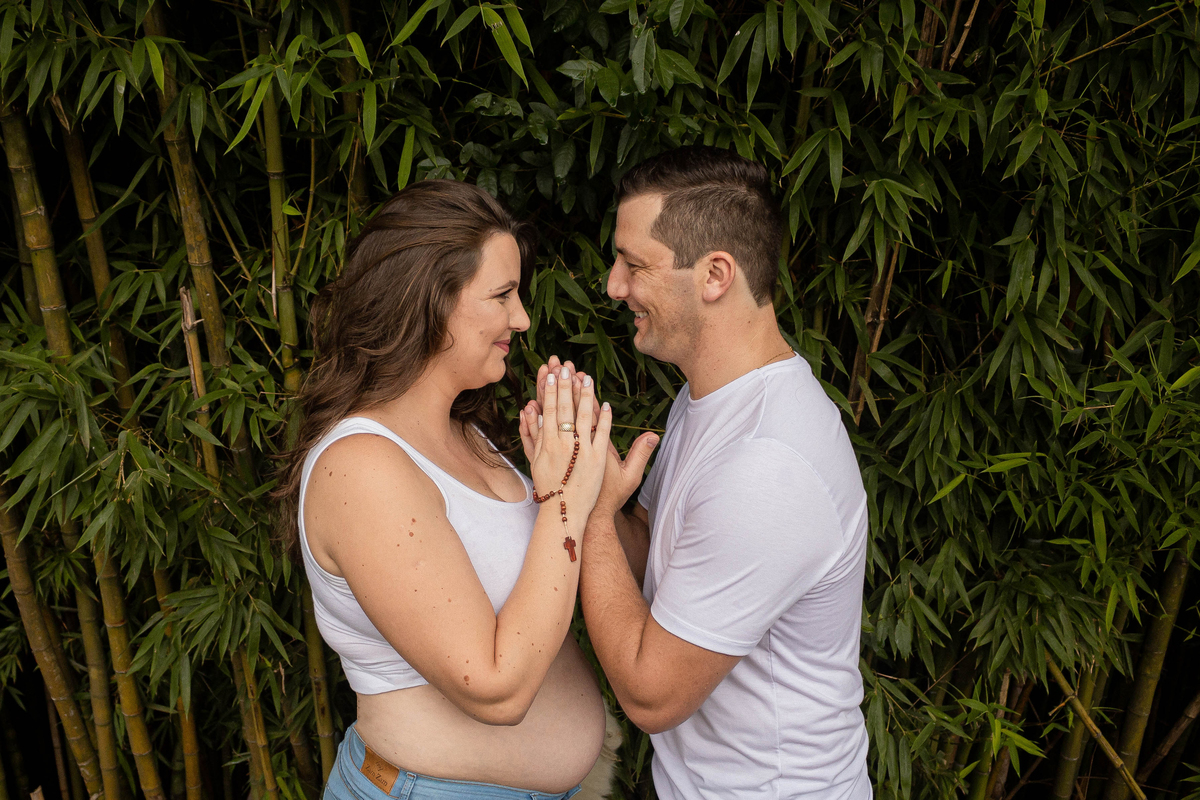 Ensaio Gestante Gestação  Bebê à Bordo Fotografia de gestante Fotógrafos em Garibaldi Fotografia em garibaldi Aline Bortolini Aline Bortolini Fotografia Fotografia em Bento Gonçalves Doce espera Fotografia no vale dos vinhedos Mãe de menino