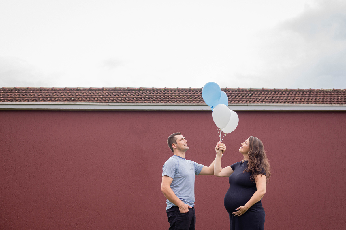 Ensaio Gestante Gestação  Bebê à Bordo Fotografia de gestante Fotógrafos em Garibaldi Fotografia em garibaldi Aline Bortolini Aline Bortolini Fotografia Fotografia em Bento Gonçalves Doce espera Fotografia no vale dos vinhedos Mãe de menino