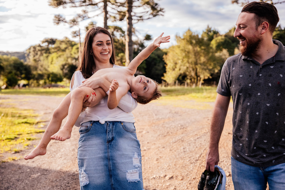 crianças infantil aline bortolini fotografia fotógrafa em garibaldi fotografia garibaldi fotografia externa fotos em família fotografia infantil vale dos vinhedos serra gaúcha porto seguro amor e afeto 
