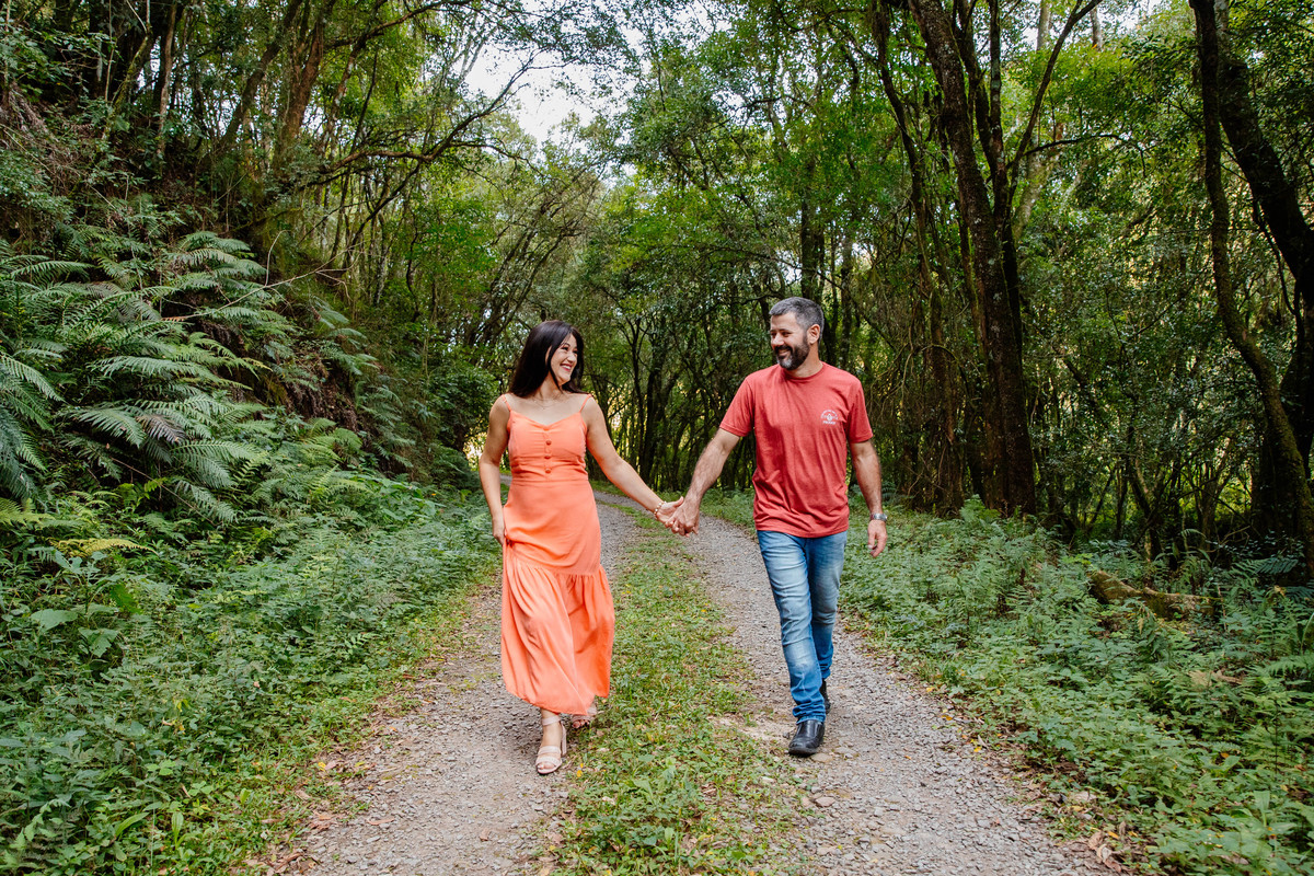 
crianças infantil aline bortolini fotografia fotógrafa em garibaldi fotografia garibaldi fotografia externa fotos em família fotografia infantil vale dos vinhedos serra gaúcha porto seguro amor e afeto Caminhos de pedra casa de bona 